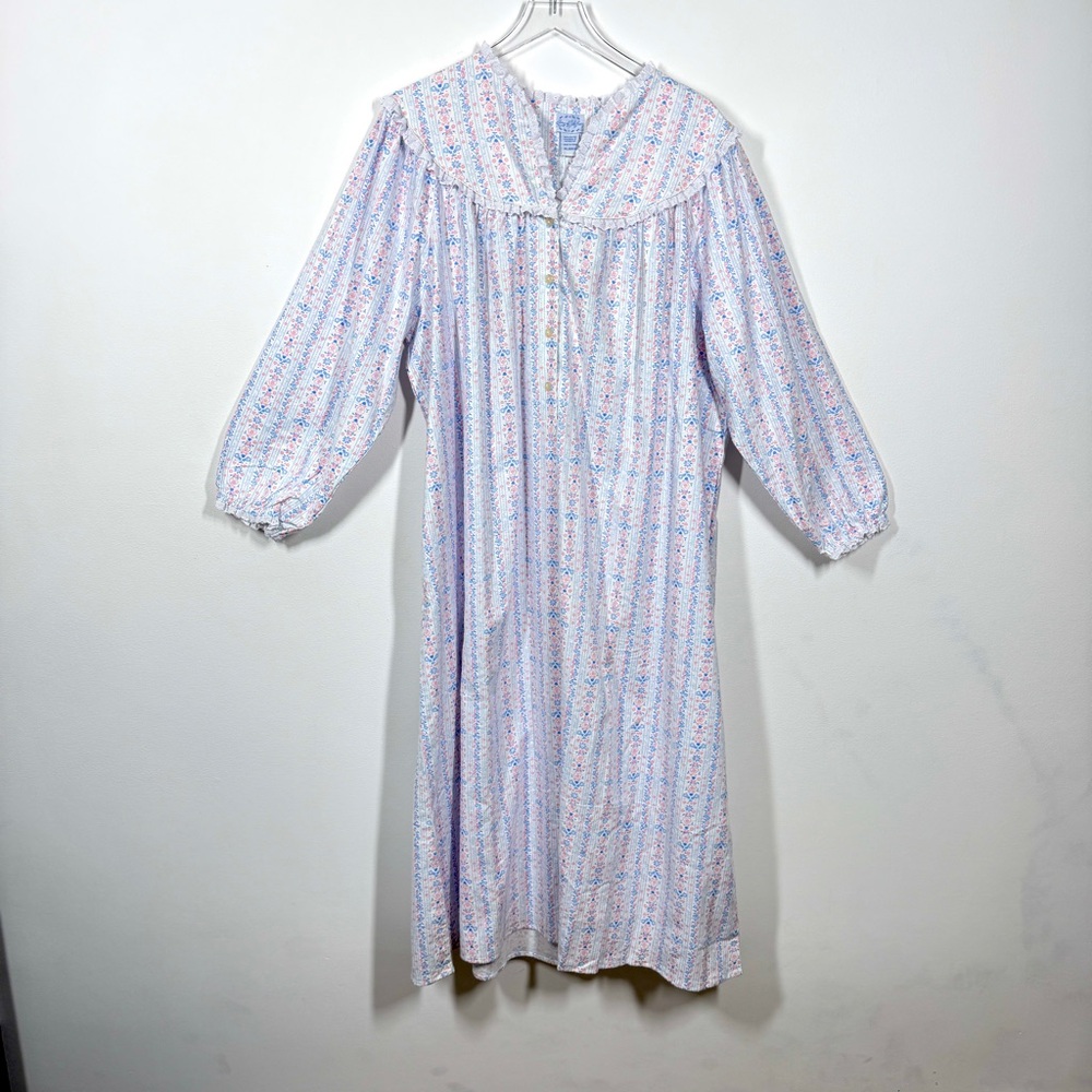Lanz of Salzburg NWT Women’s Size XL White Floral Cotton Flannel Lace Nightgown